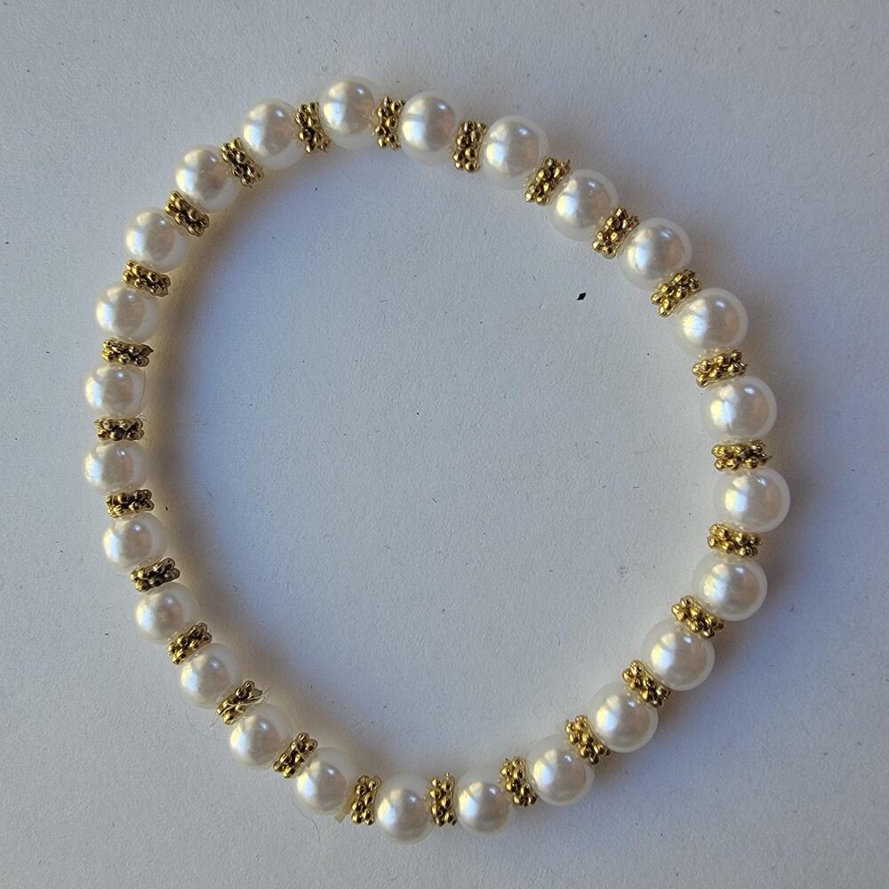 White Pearl Beaded Bracelet Gold Tone Spacer Stretch Costume Fashion Jewelry